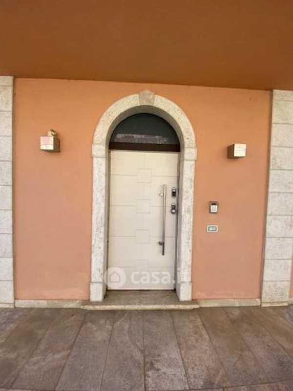 Villa in residenziale in Via della Foce 26