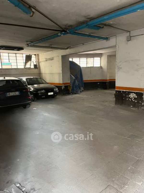 Box/posto auto in residenziale in Via Gabriele Jannelli 506