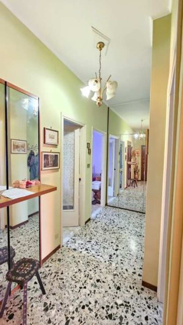 Appartamento in residenziale in Via Monte Pasubio 2