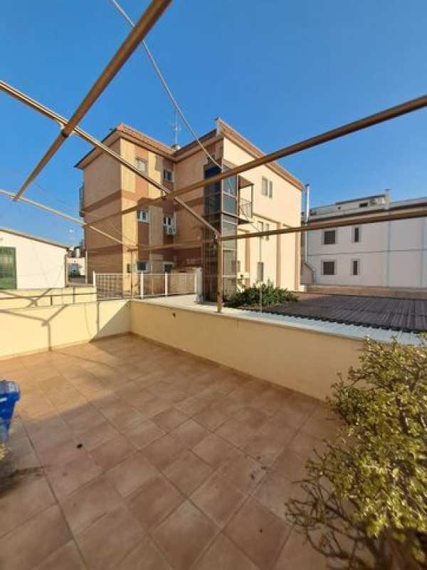 Appartamento in residenziale in Via dei Lauri