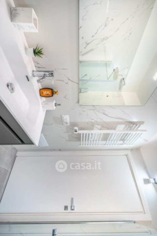 Appartamento in residenziale in Via Rodi