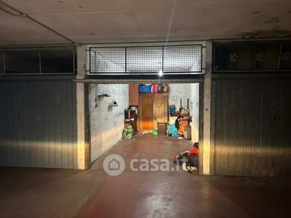 Box/posto auto in residenziale in Via Carlo Calisse 93