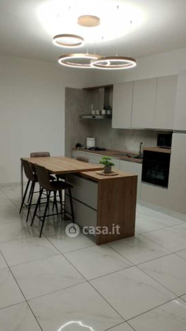 Appartamento in residenziale in Via Pisani 30