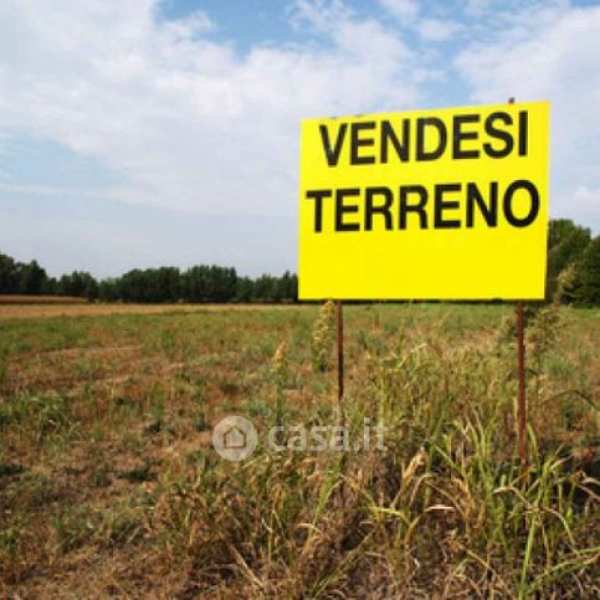Terreno agricolo in commerciale in Via Fidelina