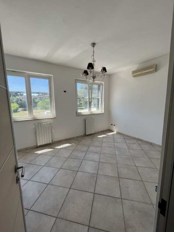Appartamento in residenziale in Via degli Ontani