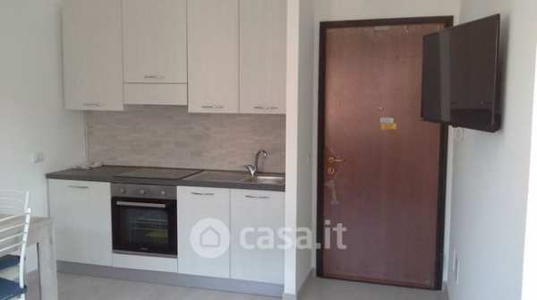 Appartamento in residenziale in Viale Raffaele Paolucci 5