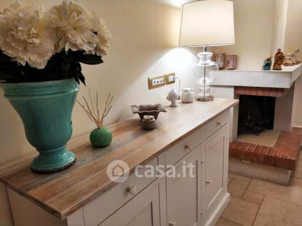 Villetta a schiera in residenziale in Via di vagno 19