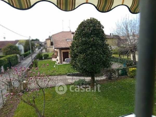 Appartamento in residenziale in Via Centa 39