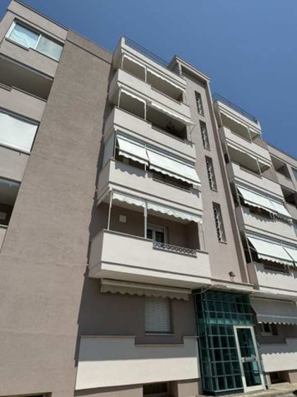 Appartamento in residenziale in Via Romagna 3
