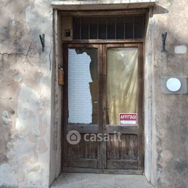Box/posto auto in residenziale in Viale Giuseppe Garibaldi