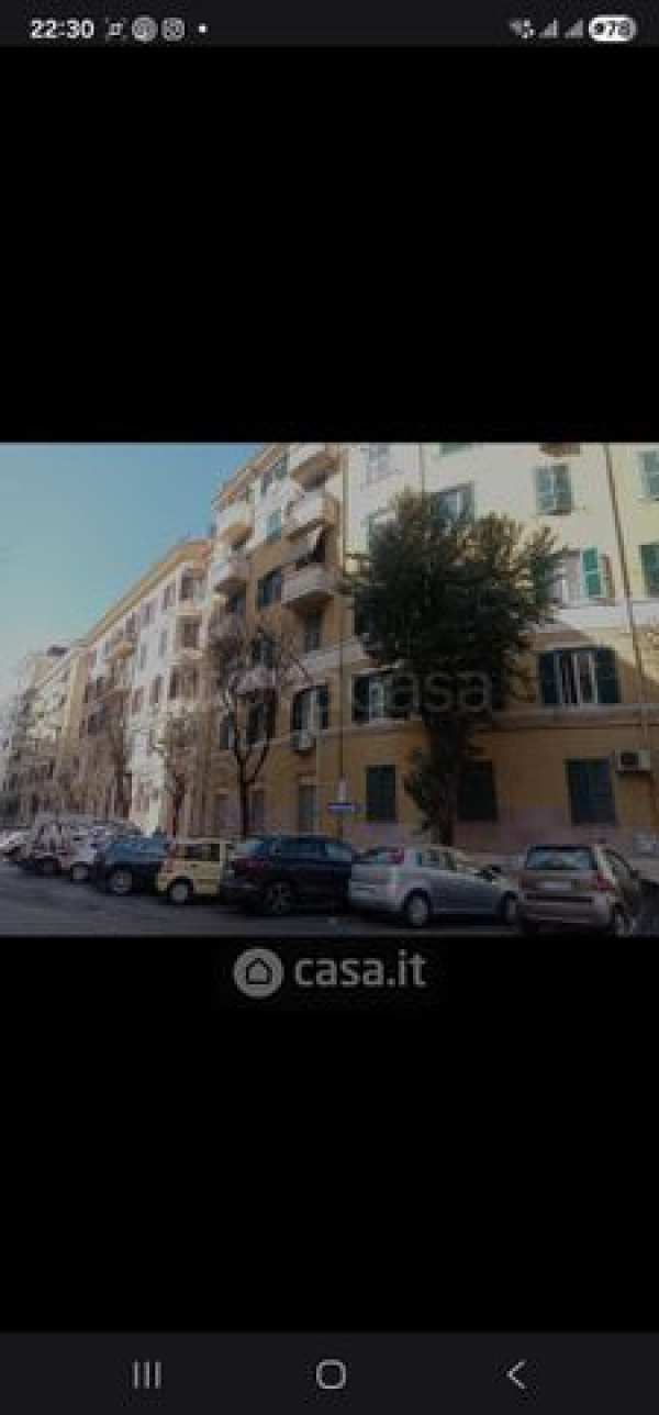 Negozio/locale commerciale in commerciale in Via Collazia 20B