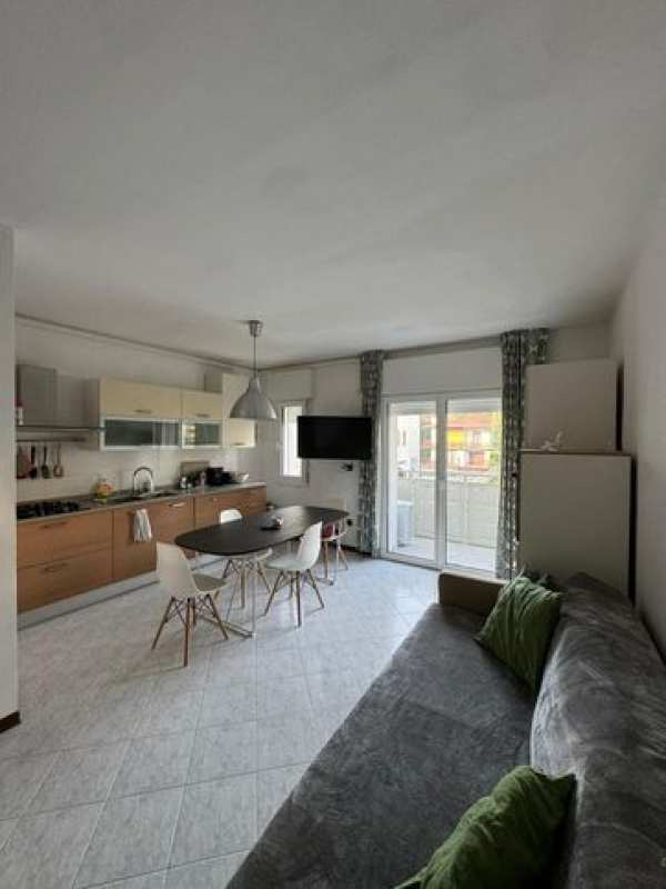 Appartamento in residenziale in Via Giovanni Pascoli 31
