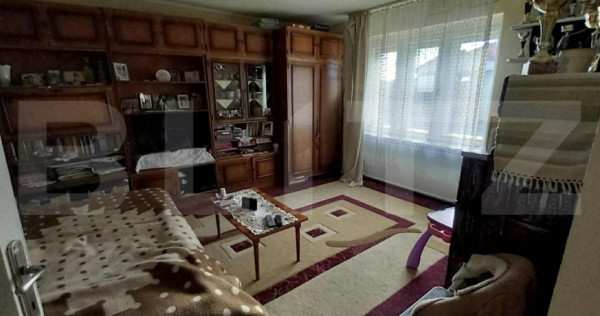 Casa de vanzare, 70 mp, zona titulescu