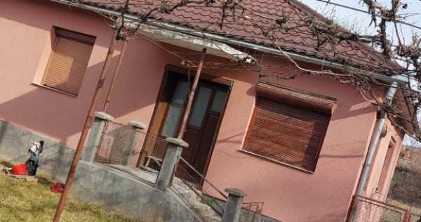 Casa in valea crisului
