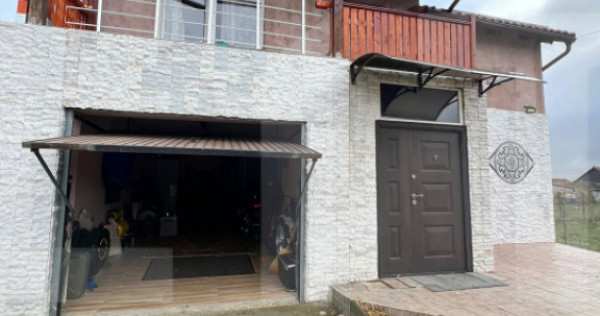 Casă cu teren 1152 mp parța