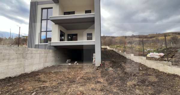 Casa individuala zona roata faget