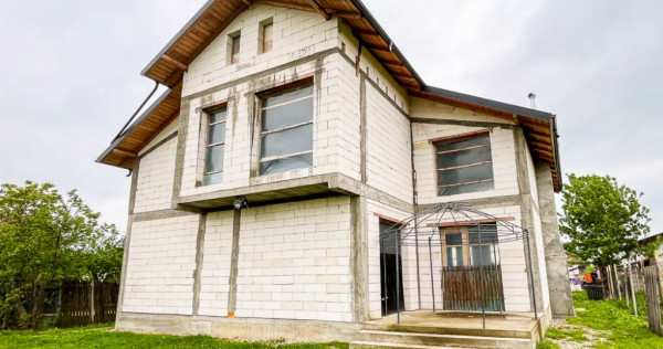 Casa bradu arges