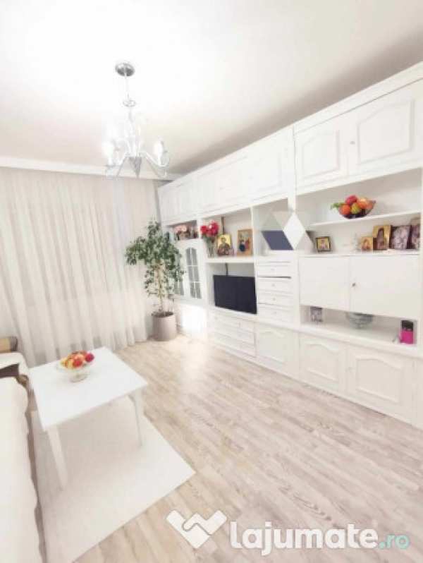 Apartament de vânzare