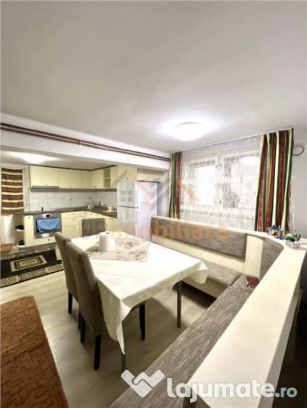 Vila cu 11 camere, beius