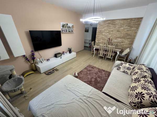 Apartament 3 camere tomis nord