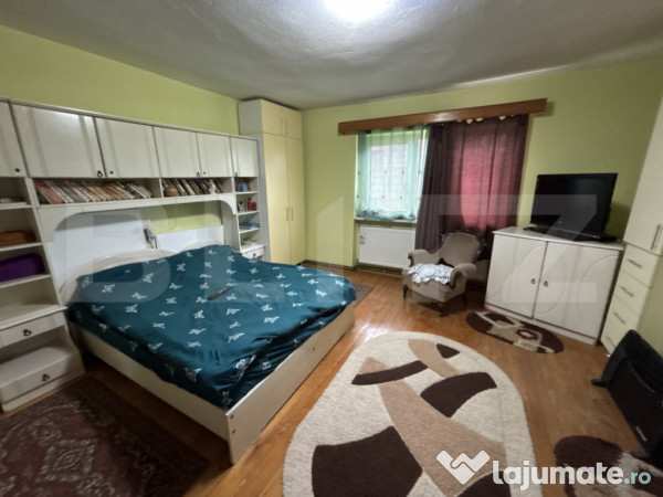 Casa de vanzare, zona linistit