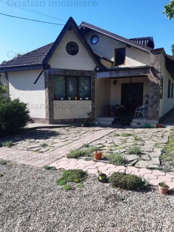 Vila p+m 2014, varsatura 160mp construiti, teren=1000mp