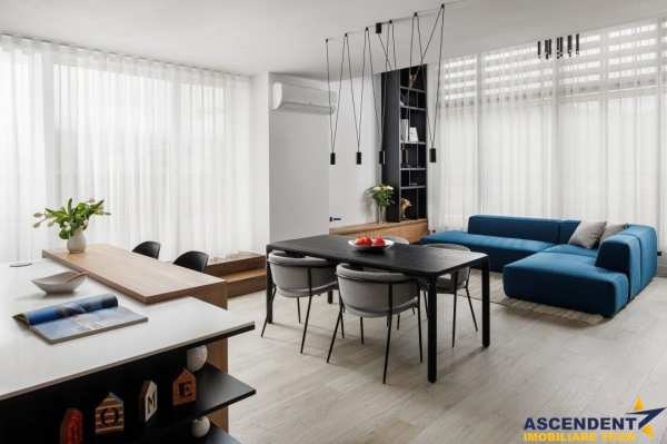 Tur live! eleganta si confort: penthouse pe doua niveluri