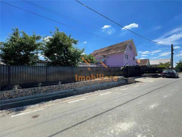 Vila | 8138mp teren | sacadat