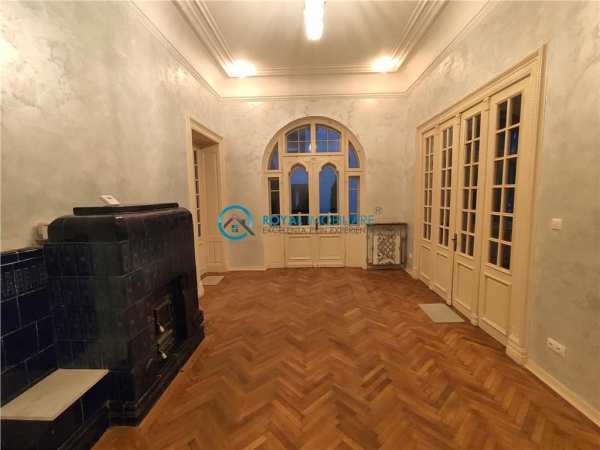 Royal imobiliare - inchiriere spatiu de birouri zona ultracentrala