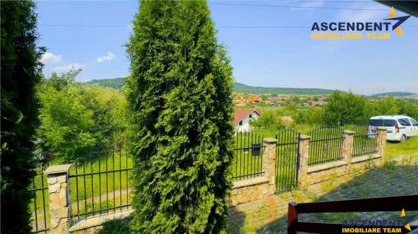 Vila cu dotari premium,vedere pretioasa,garaj, securizare,corunca,mures:3d&film!