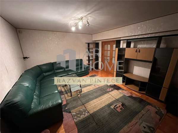 Vanzare apartament 3 camere, confort 1a, decomandat, ultracentral, ploiesti