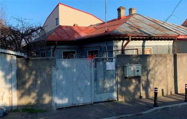 Vanzare casa batraneasca din caramida, colentina