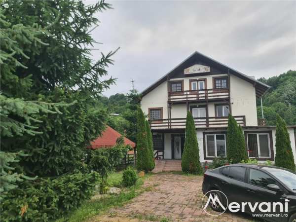 Pensiune de vanzare in breaza - zona dn1
