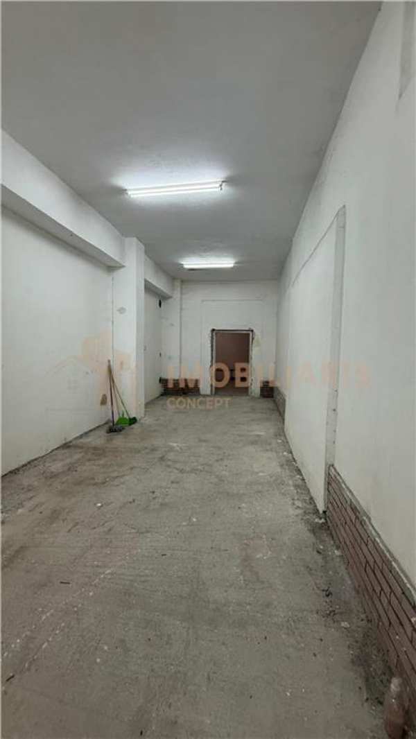 Spatiu comercial de vanzare sau inchiriere, zona clinica somesan