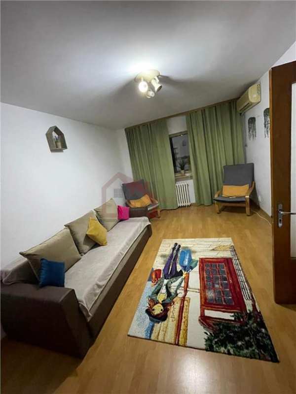 Apartament 2 camere zona piata muncii