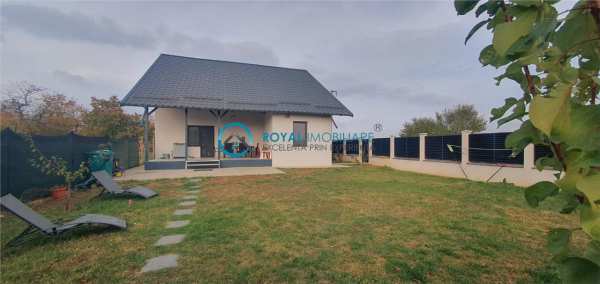Royal imobiliare-inchiriere vila zona paulesti
