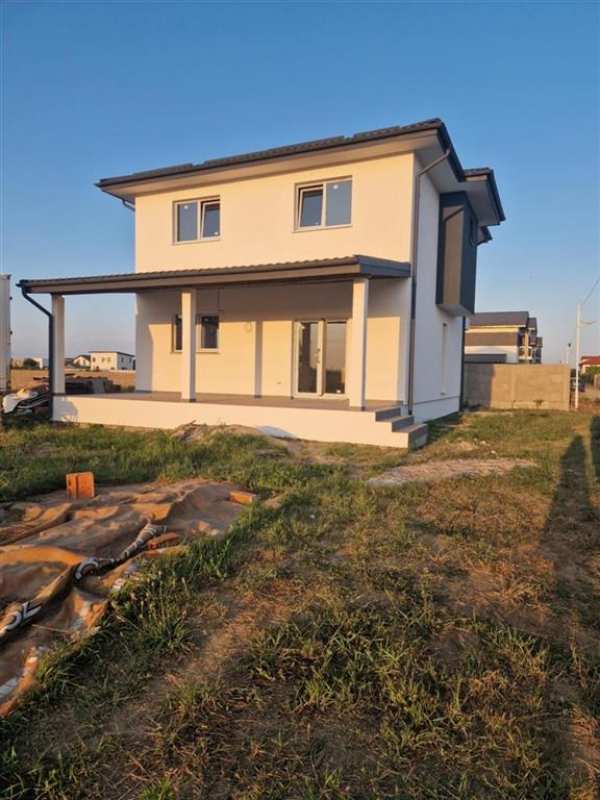 Casa dragomiresti-deal p+1e  de vanzare