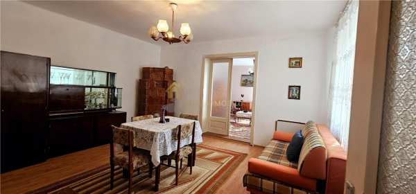 Casa de inchiriat cartierul dambul rotund