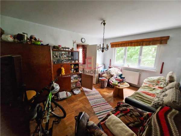 Apartament 3 camere,semicentral,etaj 2,liviu rebreanu,targu mures