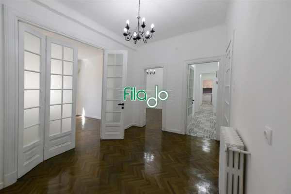 Vanzare apartament 4 camere ferdinand (bloc cu risc seismic 2)