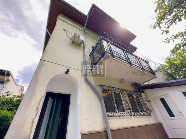 Cotroceni | vila individuala | metrou 3 min | parcare disponibila