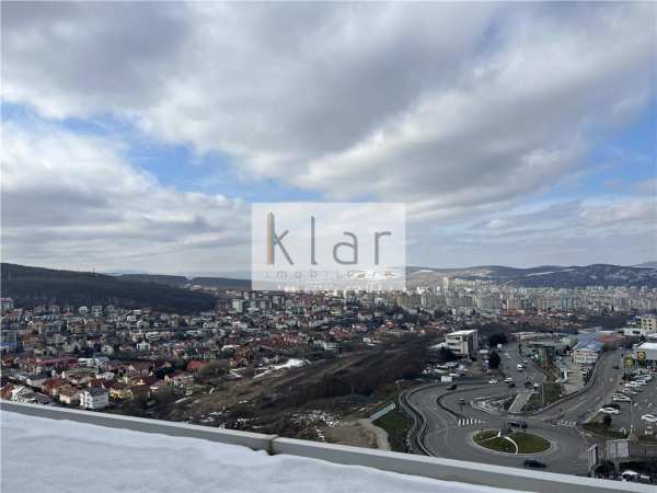 Apartament cu panorama pe 2 niveluri cu  scara interioara 115 mp si terasa  de 25mp
