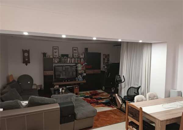 Apartament 3 camere, decomandat, drumul sarii, mobilat si utilat complet.