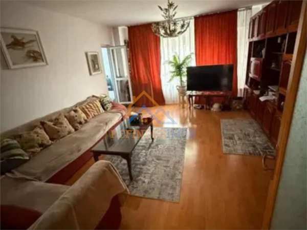 Vanzare 3 camere, 2 bai, 80 mp ã¢â¬â 3 min de metrou pacii