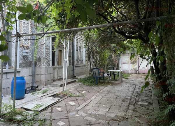 Vanzare teren 342 mp + casa demolabila/renovabila | unirii - matei basarab - alba iulia |