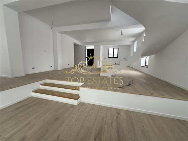De vanzare vila 2025 corbeanca - petresti, ilfov