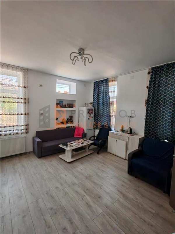 Exclusivitate! casa spatioasa 190mp + teren generos in  centrul buzaului