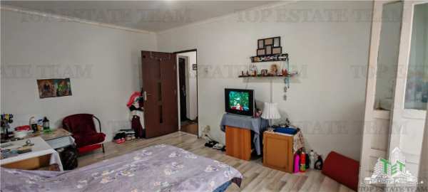 Apartament 3 camere 71mp, langa metrou gorjului, bloc din 1979, militari sector 6