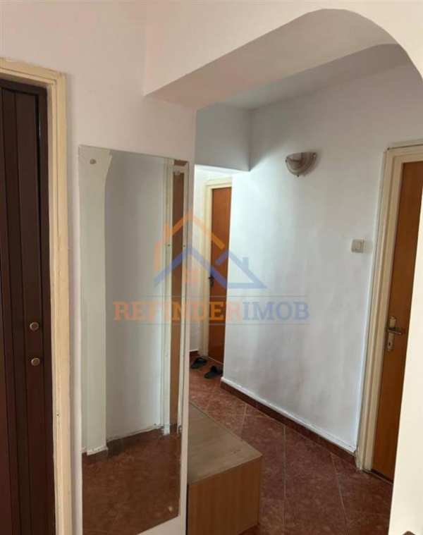 Vanzare apartament 2 camere drumul taberei - bulevardul timisoara