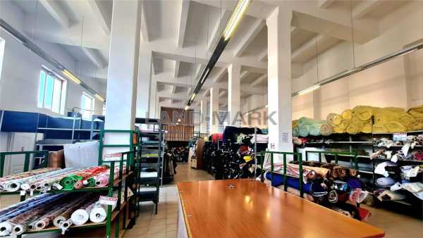 Spatiu comercial 500 mp, zona gheorghe lazar, vad comercial.